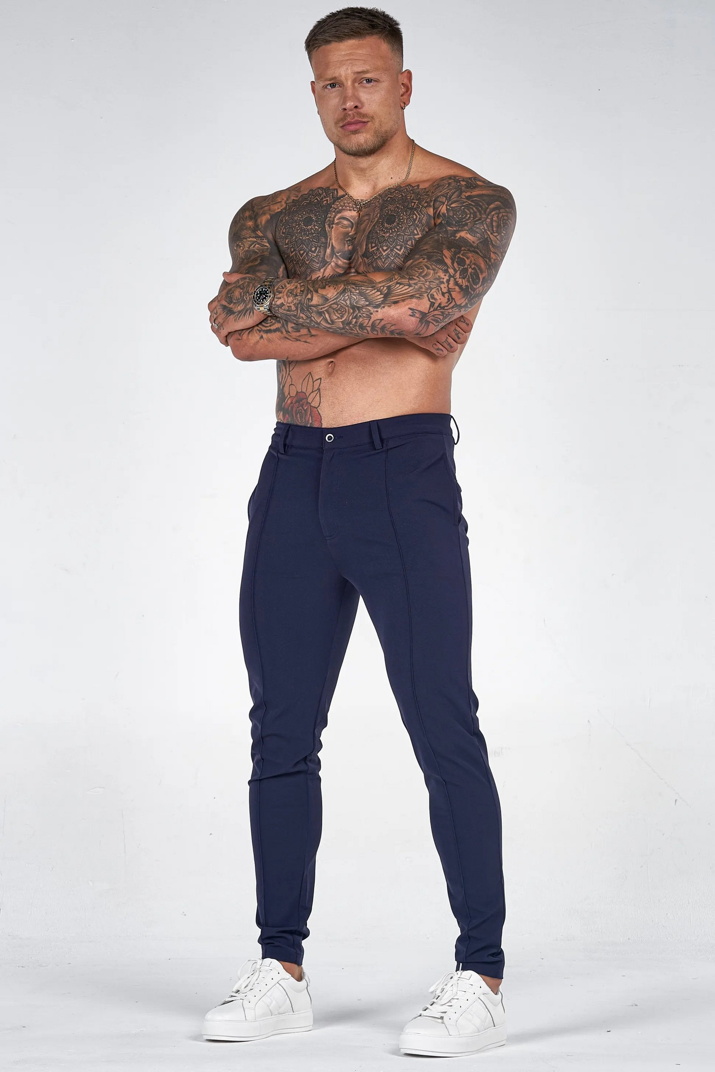 👖🔥 Pantalones Aldorian suaves y elásticos 💪⚡
